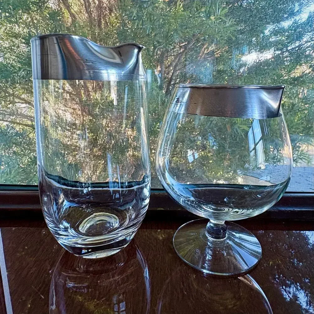 Vintage Dorothy Thorpe Silver Band Cocktail Set Pitcher & Snifter With Tumblers